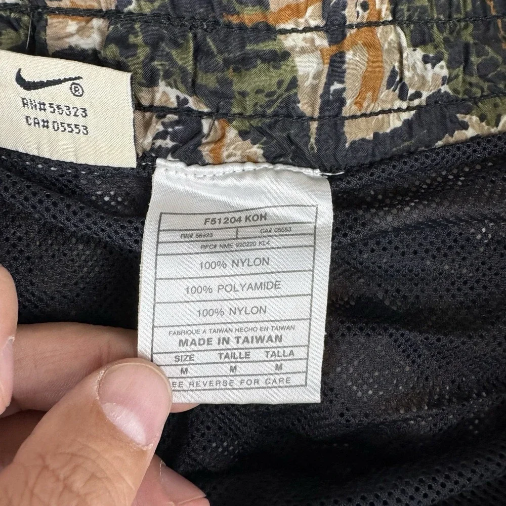 Vintage Nike‎ ACG Swim Trunks Shorts Mesh Lined 90s All Over Pattern Size Medium